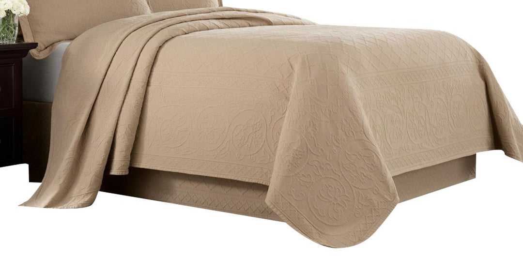 Williamsburg King Linen Richmond Coverlet