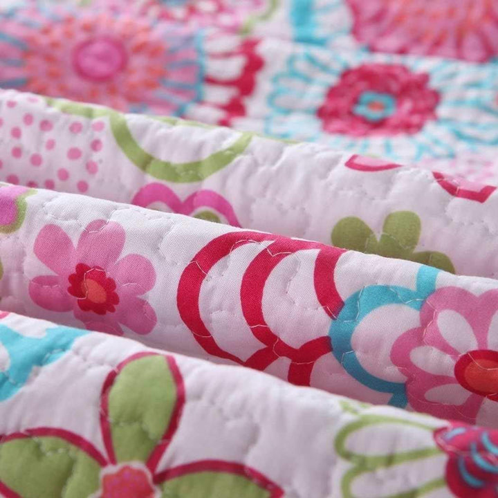 3 Piece Girls Pretty Quilt Set Floral Themed