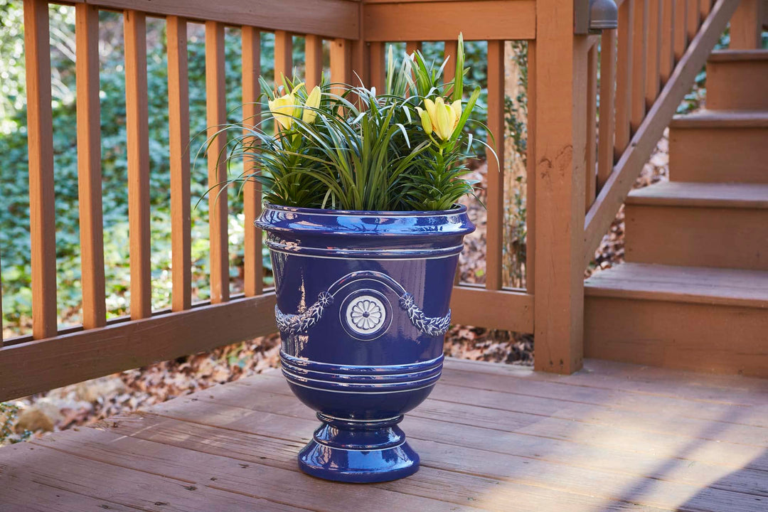 Southern Patio 15.5" Porter Outdoor Urn Planter with Drainage Hole & Plug