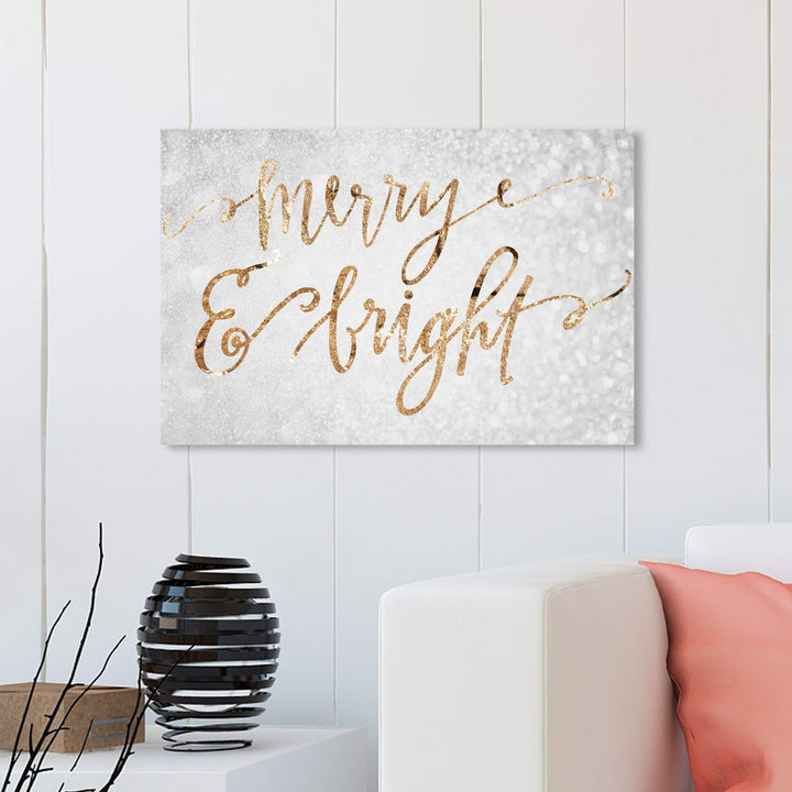 Wynwood Studio Holiday and Seasonal Wall Art Canvas Prints 'Merry & Bright'