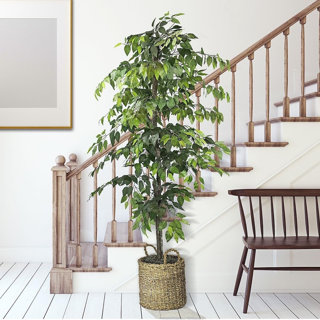 6-Foot Artificial Tree in Basket Green