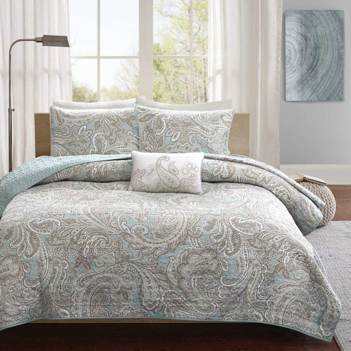 4 Piece Beautiful Blue Grey White King/Cal King Coverlet Set Paisley Themed Blue - King