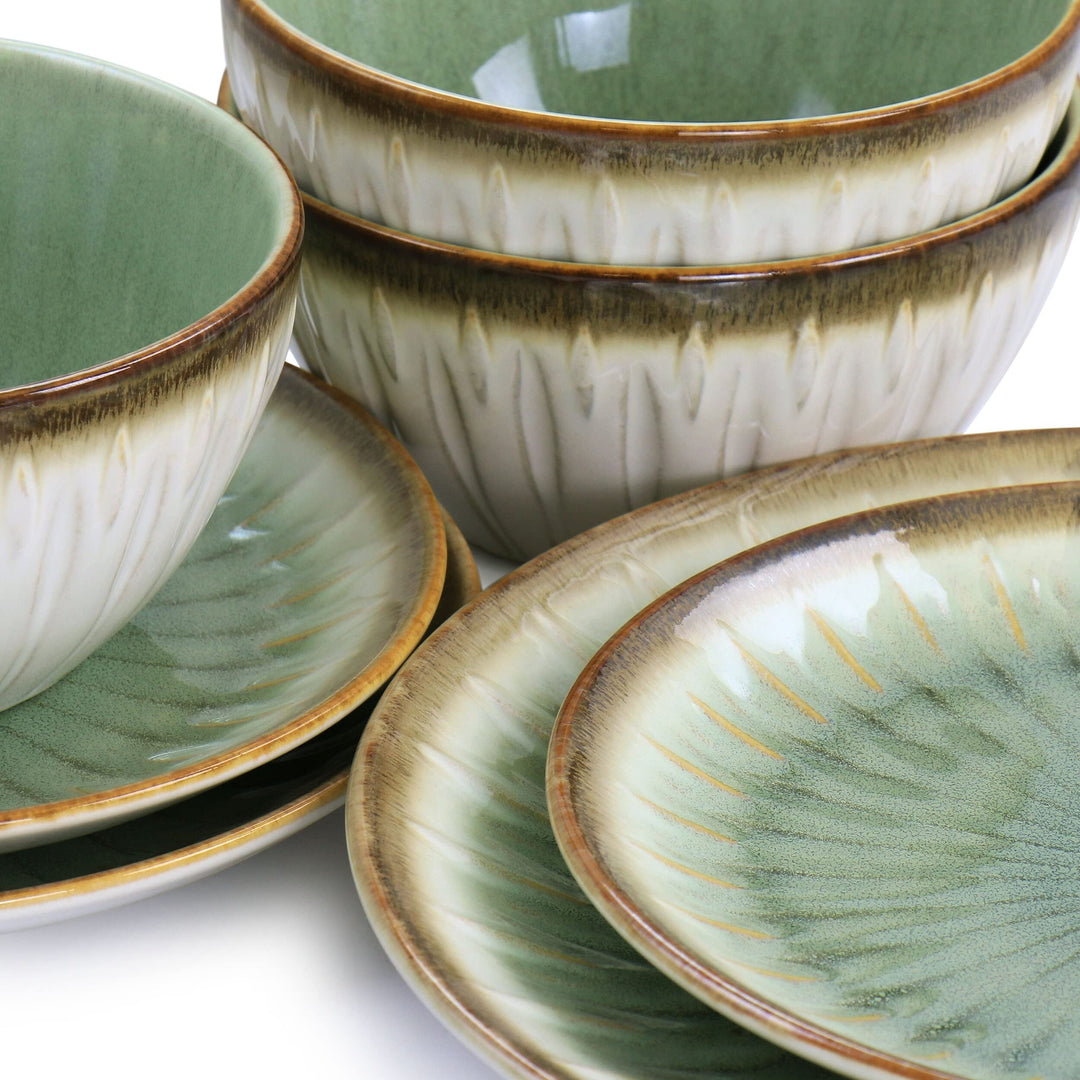 Bay 12 Piece Stoneware Dinnerware Set In Green Textured Traditional Round