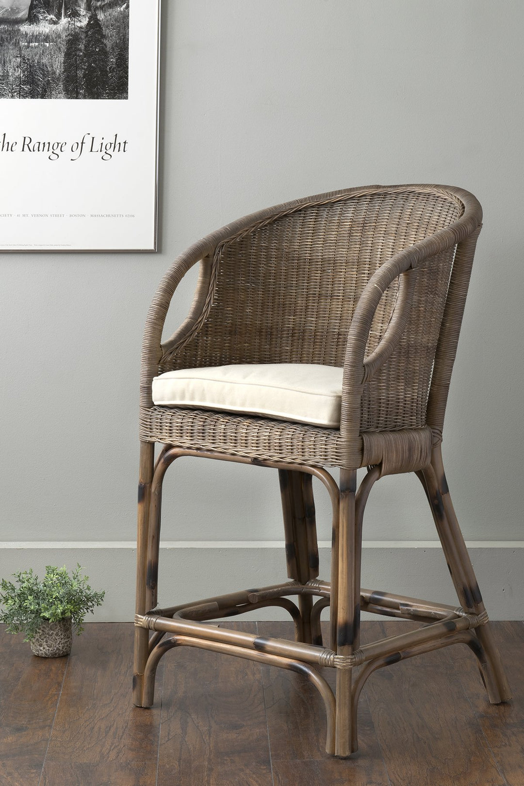 East at Main Layla Brown Rattan Counterstool (21x20.5x38)