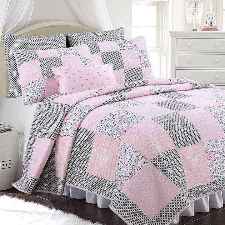 Finely Stitched Princess Pink Girls Farmhouse Patchwork Cotton Quilt Set - White King