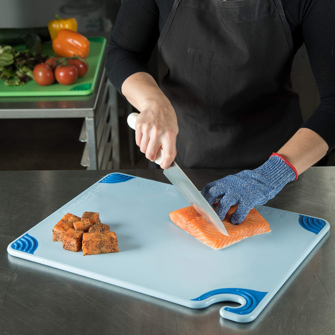 San Jamar Saf-T-Grip Plastic Cutting Board with Safety Hook 15" x 20" x 0.5"