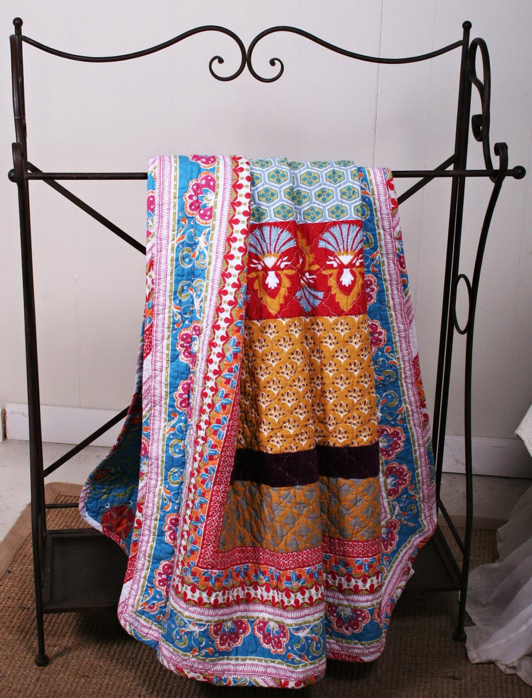 Quilt Lap Throw Blanket Reversible Retro Bohemian Style Printed with Flowers