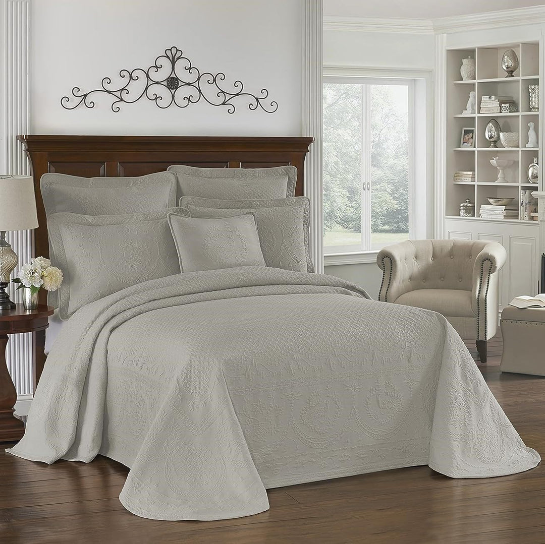 HISTORIC CHARLESTON King Charles Modern Farmhouse Floral Matelasse Bedspread Grey - Queen