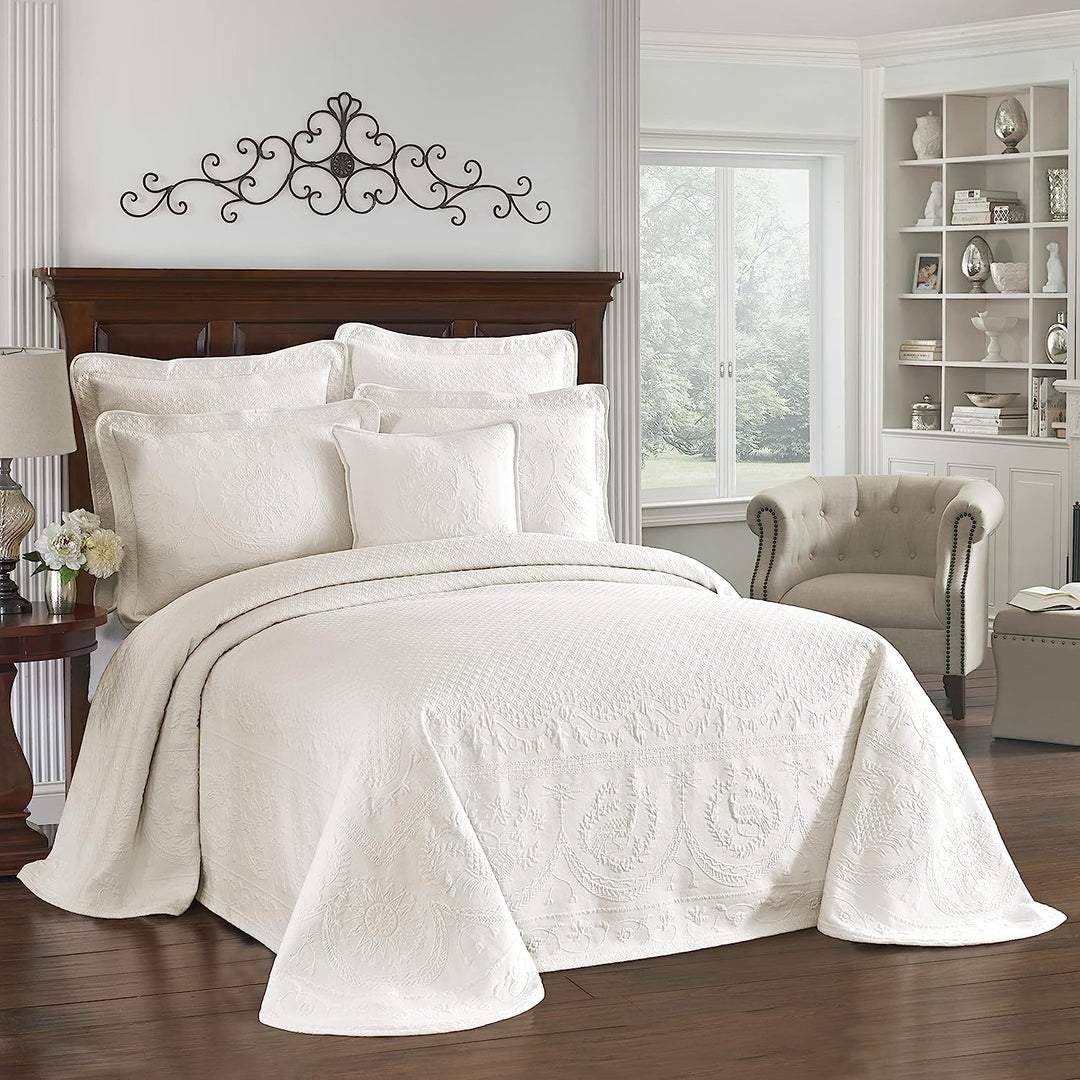 HISTORIC CHARLESTON King Charles Modern Farmhouse Floral Matelasse Bedspread Ivory - Queen