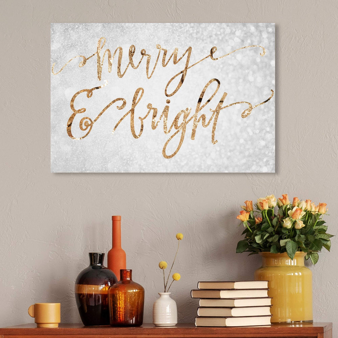 Wynwood Studio Holiday and Seasonal Wall Art Canvas Prints 'Merry & Bright'