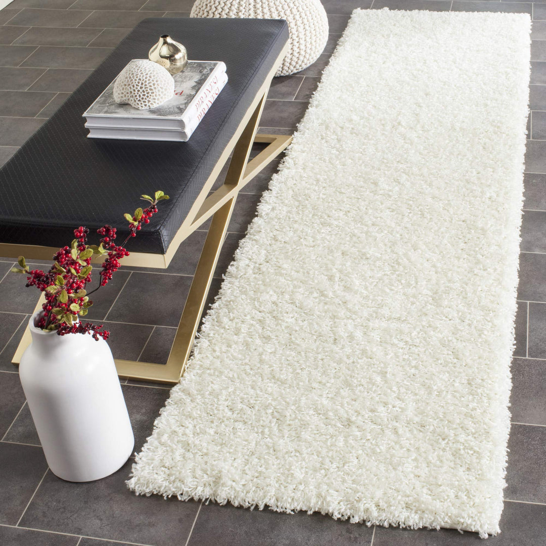 SAFAVIEH Athens Shag Collection Runner Rug - 2'3" x 8' Beige Non-Shedding & Easy