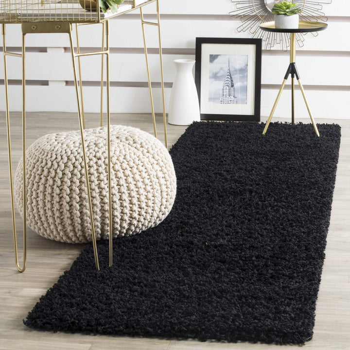 SAFAVIEH Athens Shag Collection Runner Rug - 2'3" x 8' Beige Non-Shedding & Easy