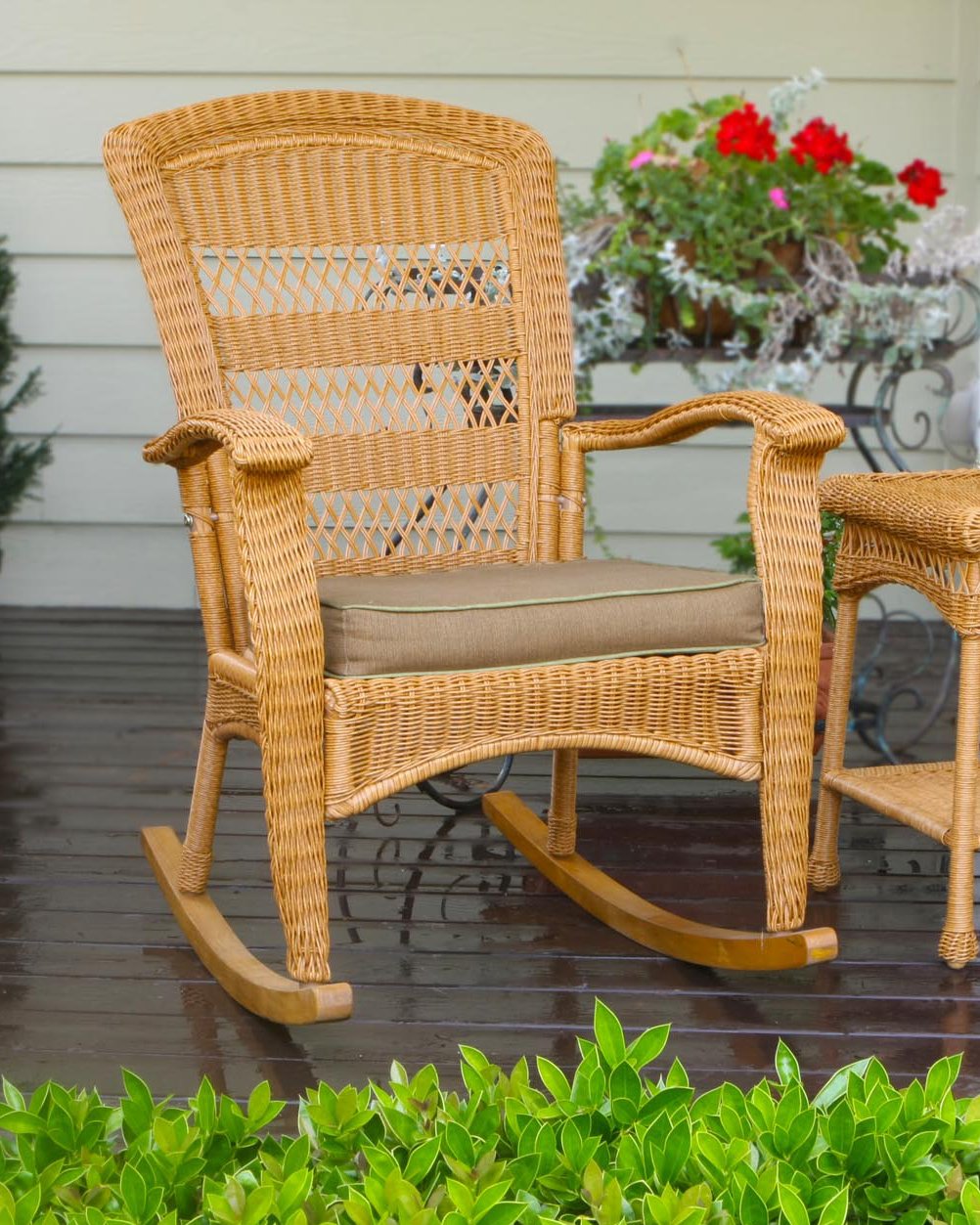 Tortuga Outdoor Portside Plantation Rocking Chair Amber