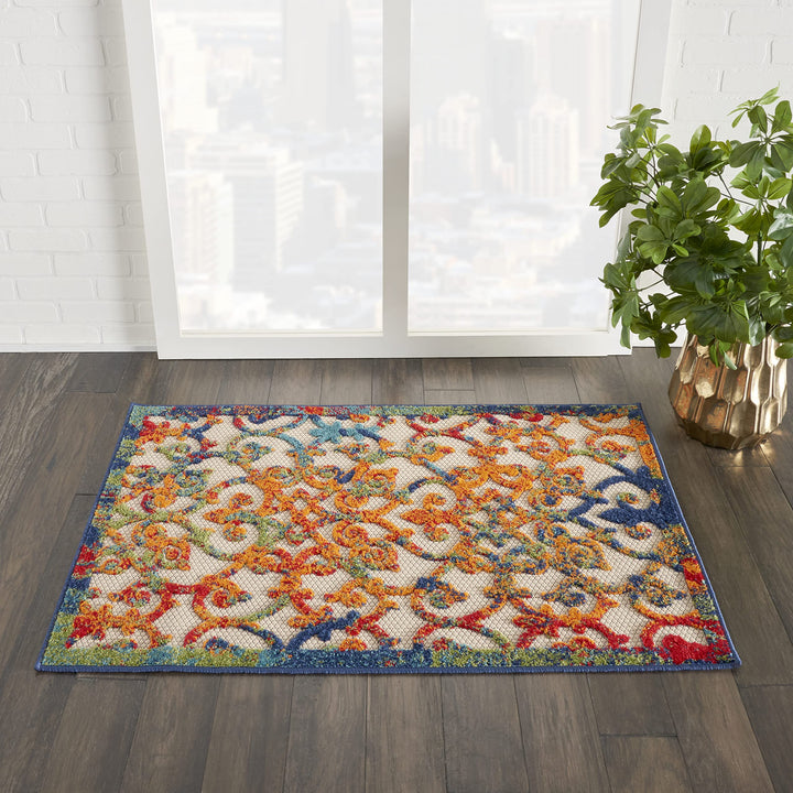 Nourison Aloha Transitional Scroll Indoor/Outdoor Damask Rug