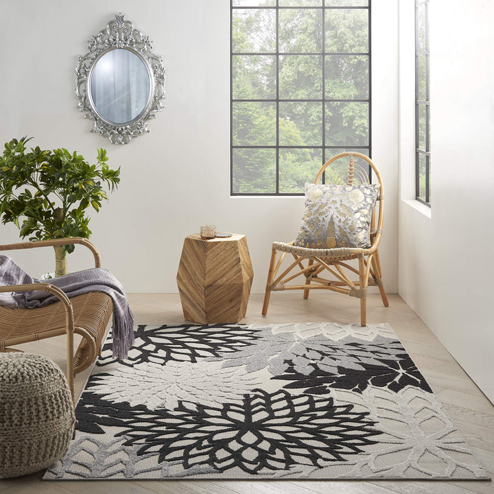 Nourison Aloha Floral Modern, Indoor/Outdoor Area Rug