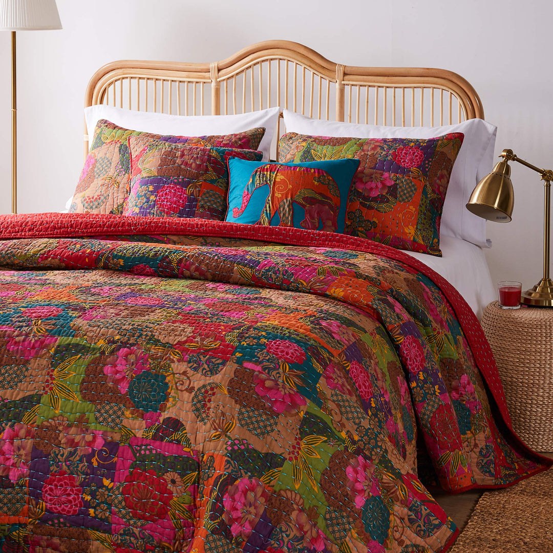 Greenland Home Fashions Jewel 100% Cotton Kantha-Style Floral Fusion Quilt Set with Decorative Pillows