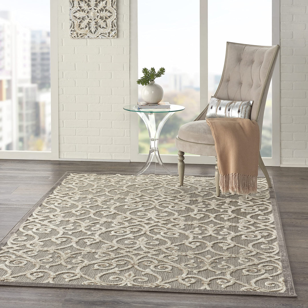 Nourison Aloha Transitional Scroll Indoor/Outdoor Damask Rug