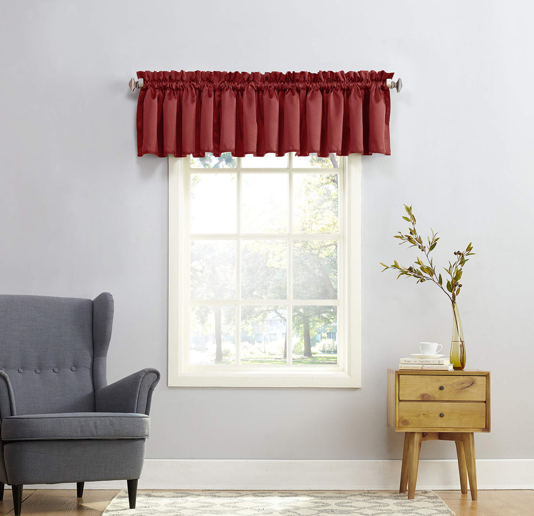 Sun Zero Barrow Energy Efficient Rod Pocket Curtain Single Valance