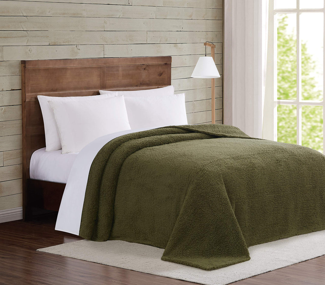 Brooklyn Loom Marshmallow Sherpa Bed Blanket King Olive Green King - Olive Green