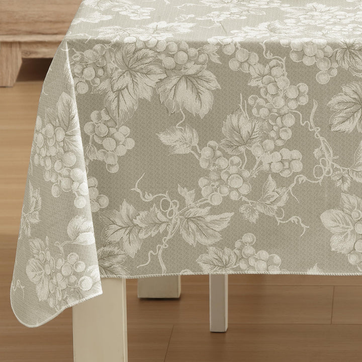 Grapevine Indoor/Outdoor Vinyl Tablecloth