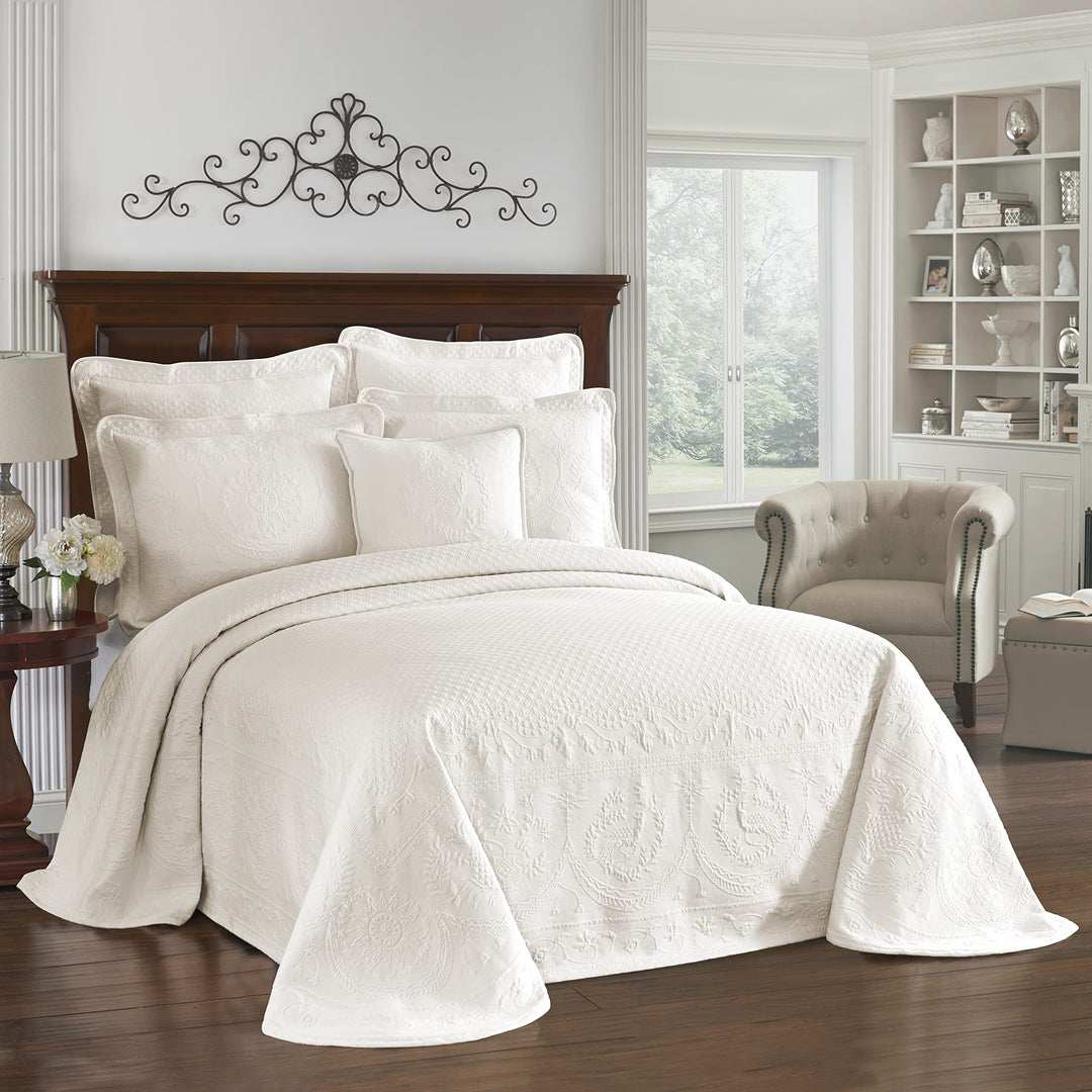 HISTORIC CHARLESTON King Charles Modern Farmhouse Floral Matelasse Bedspread Ivory - King