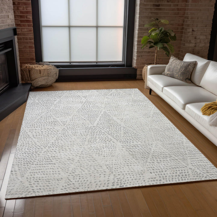 Machine Washable Indoor/ Outdoor Chantille Contemporary Diamonds Rug