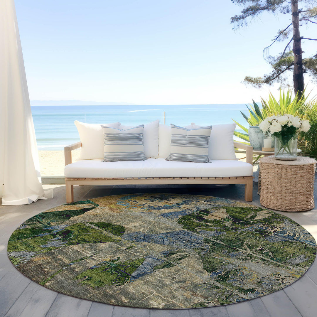 Machine Washable Indoor/ Outdoor Abstract Leaves Chantille Rug