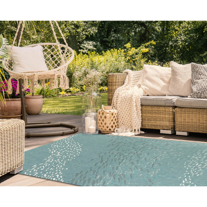 Liora Manne CARMEL Indoor/Outdoor Power Loomed Synthetic Blend Low Profile 3'3" x 4'11" - Aqua