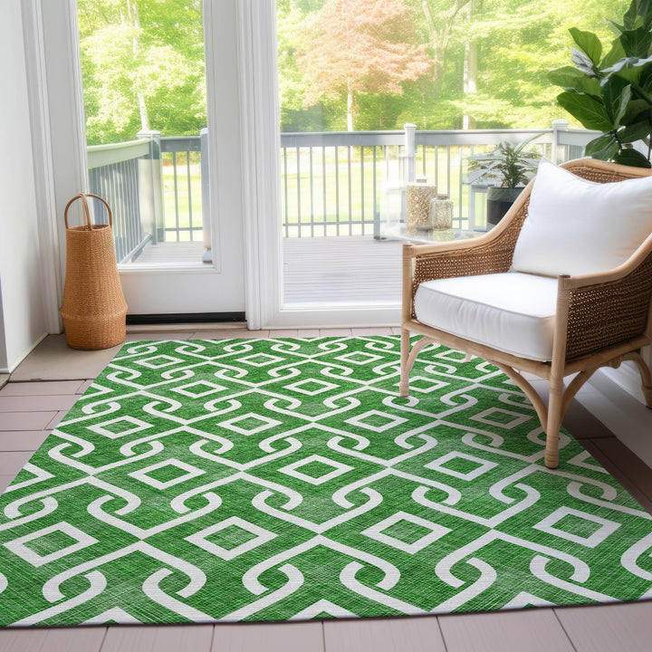 Machine Washable Indoor/ Outdoor Chantille Scroll Trellis Rug