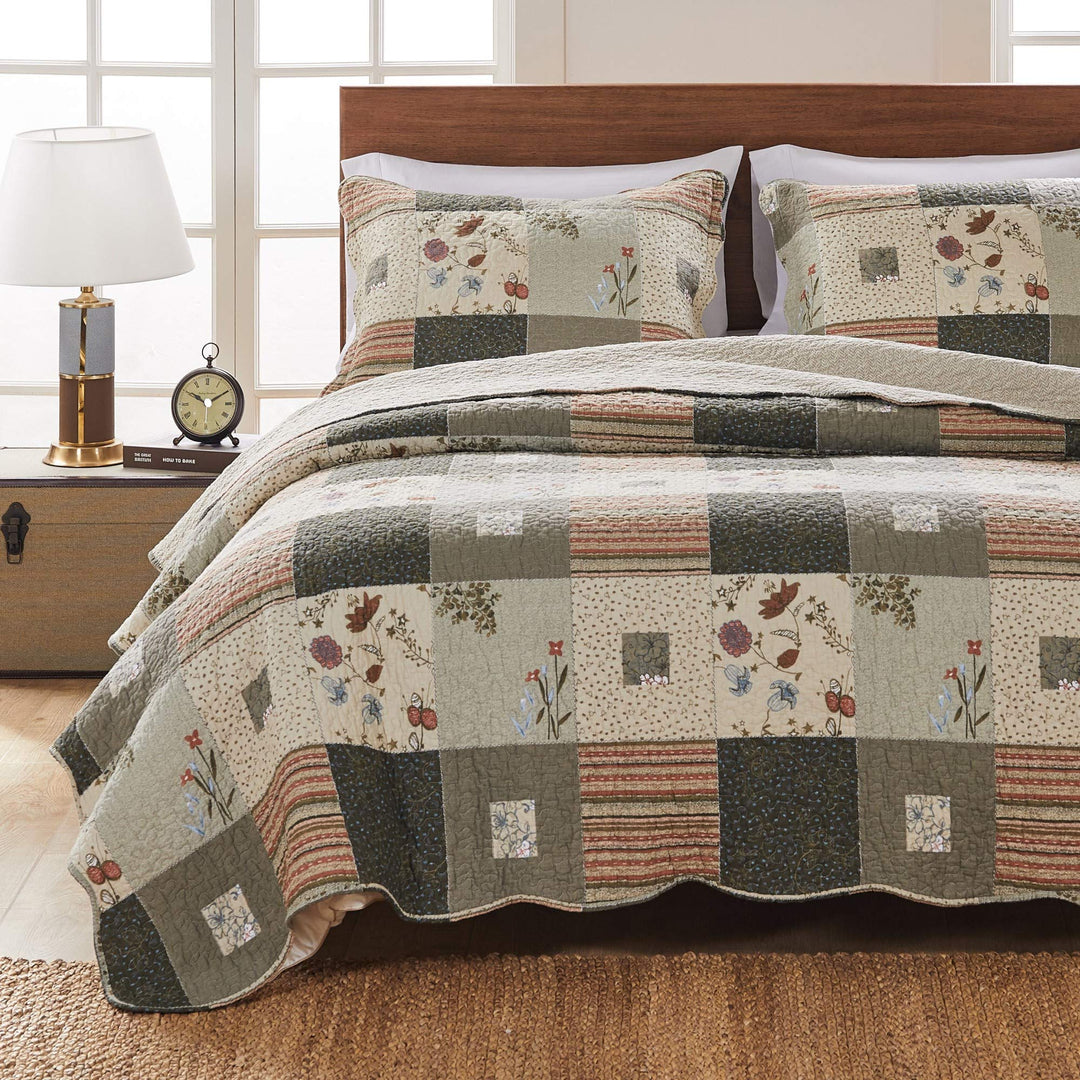 Greenland Home Sedona Quilt Set Full/Queen (3 Piece) Gray Full - Queen