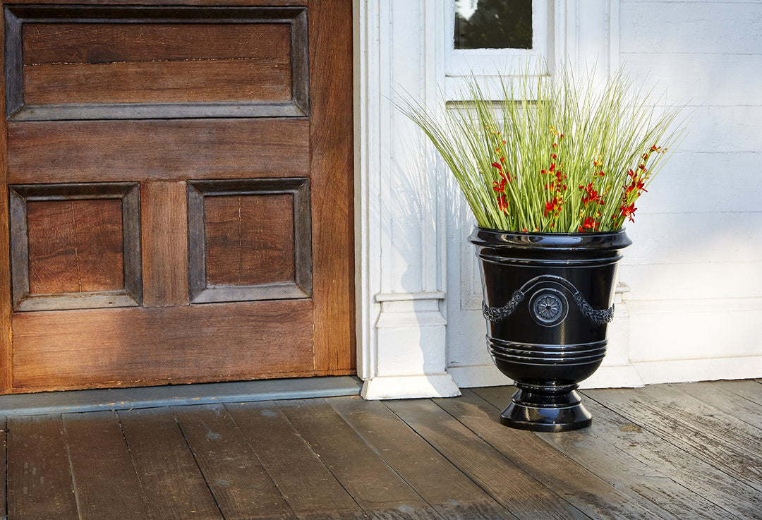 Southern Patio 15.5" Porter Outdoor Urn Planter with Drainage Hole & Plug