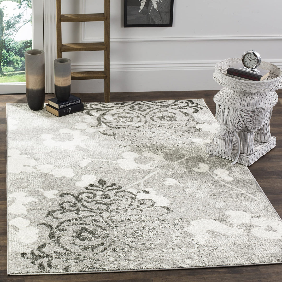 SAFAVIEH Adirondack Collection Area Rug - 6' x 9' Silver & Ivory Floral Glam