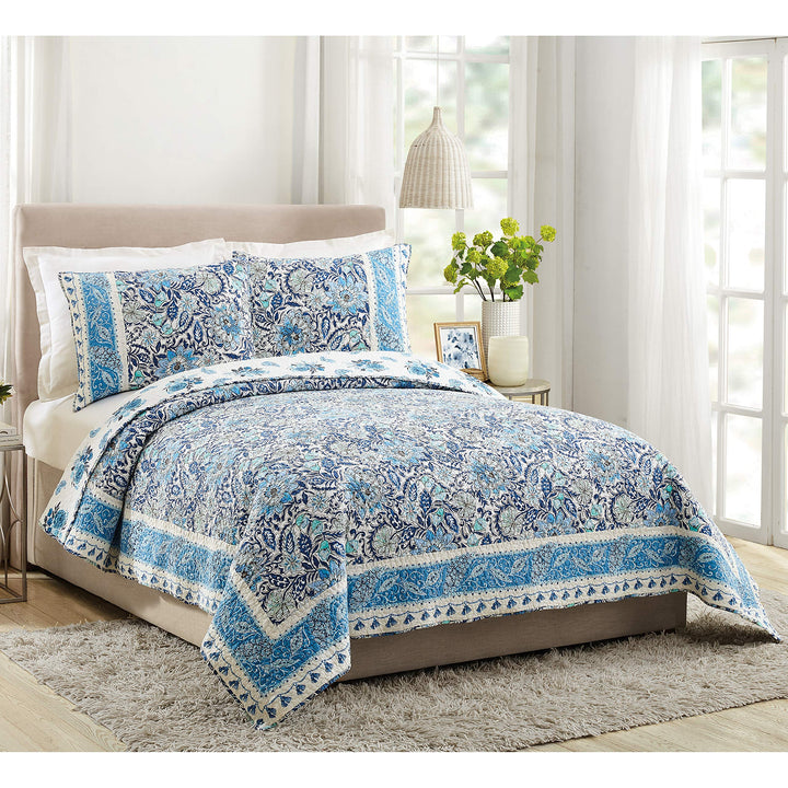 Dena Home Bisou Floral Quilt Set King Blue