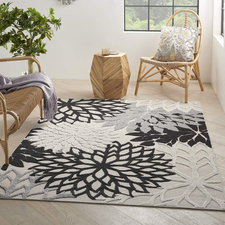 Nourison Aloha Floral Modern, Indoor/Outdoor Area Rug