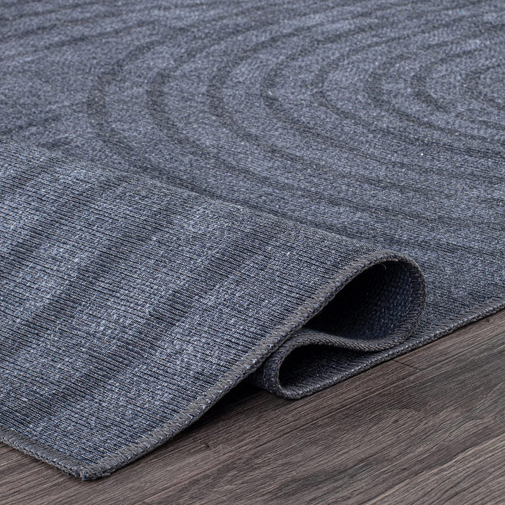 Contemporary Lines Machine Washable Area Rug