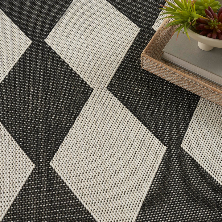 Nourison Positano Indoor/Outdoor Geometric Area Rug