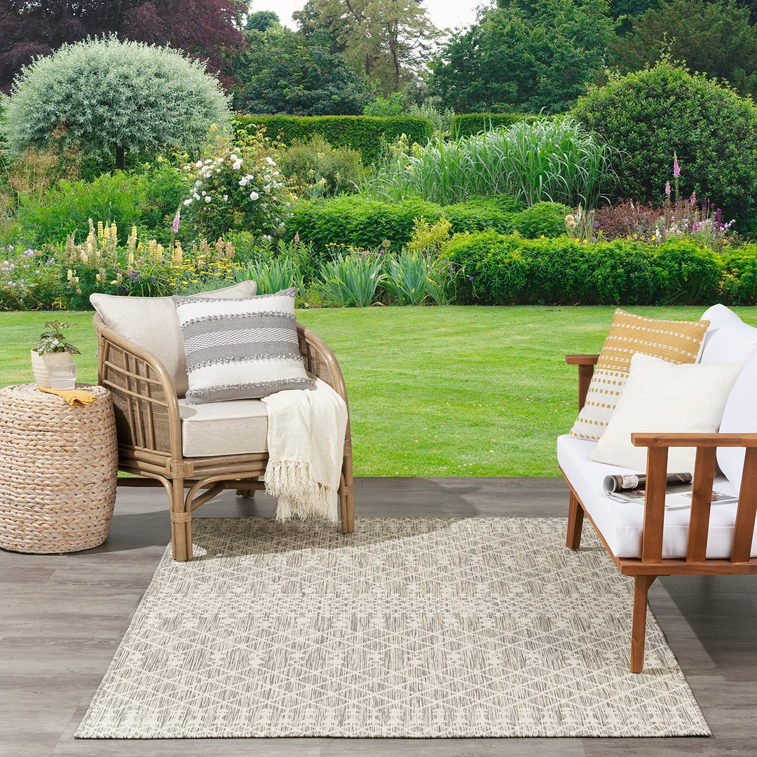 Nourison Positano Indoor/Outdoor Moroccan Area Rug