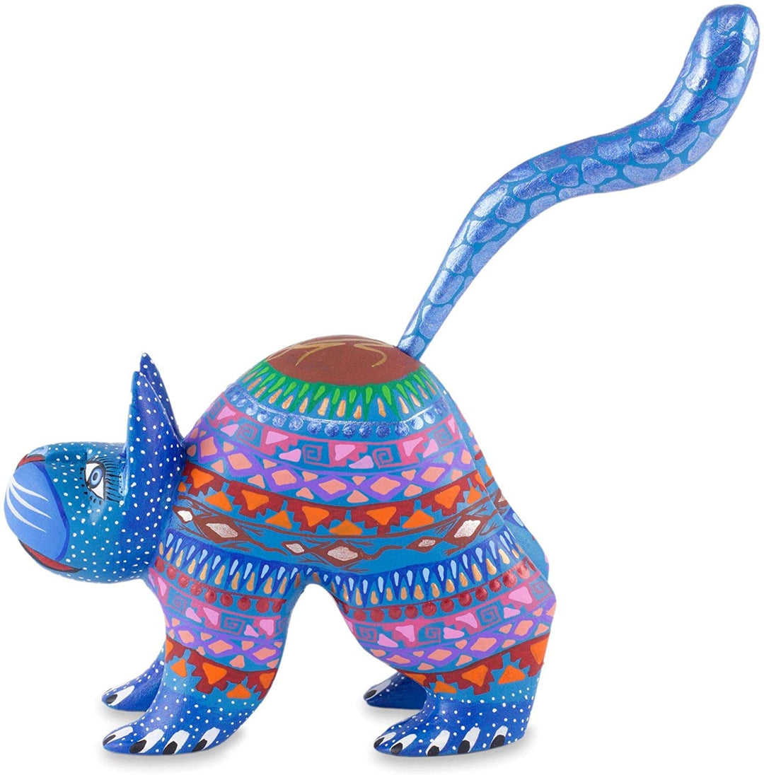 Sculpture 'Blue Cat Greeting' (Mexico) Blue Wood Handmade - Diamond Home USA