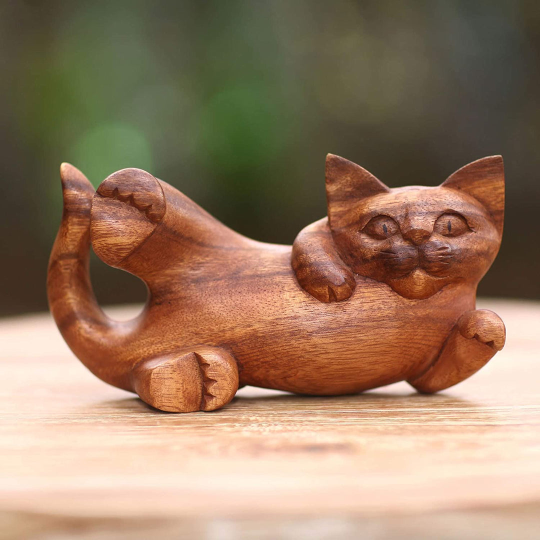 Handcrafted Wood 'Naughty Kitty' Sculpture (Indonesia) Brown