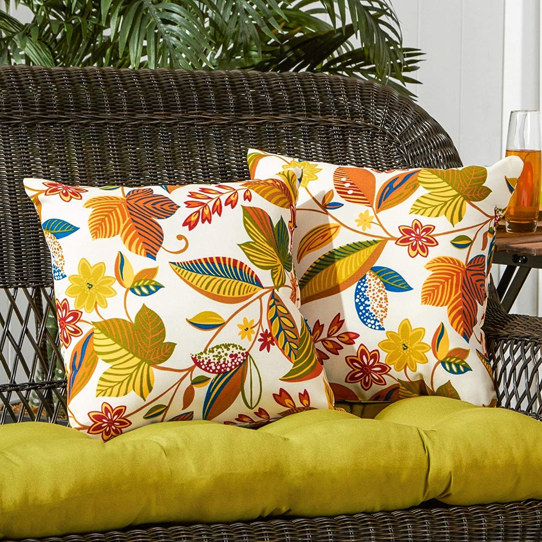 Outdoor Floral 17 inch Accent Pillow (Set 2) Color White