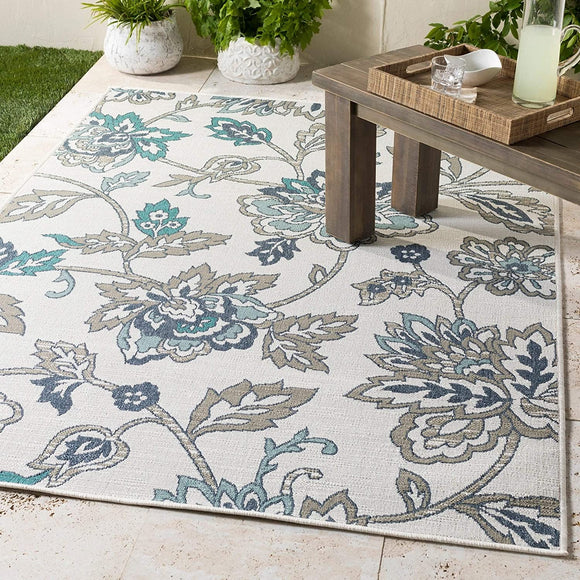 White Floral Indoor/Outdoor Area Rug 7'3