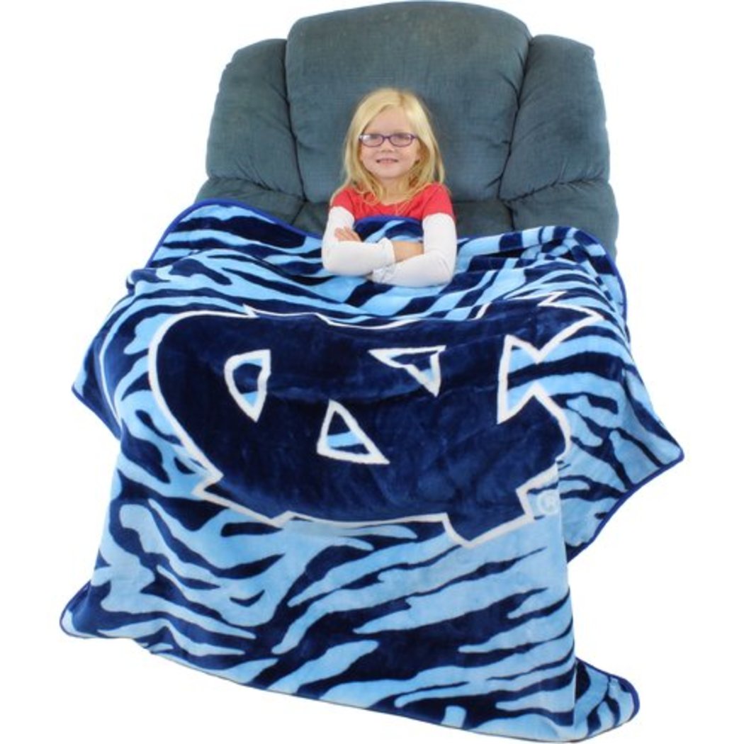 NCAA Tar Heels Theme Blanket (50"Wx60"L) Blue Collegiate Football Themed Bedding Sports Patterned Team Logo Fan Merchandise Athletic Team Spirit Fan