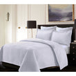 Geometric Pattern Oversized Quilt Set Elegant Luxurious Quilting Diamond Tufted Textural Design Boho Chic Soft Cozy Bedding Vibrant