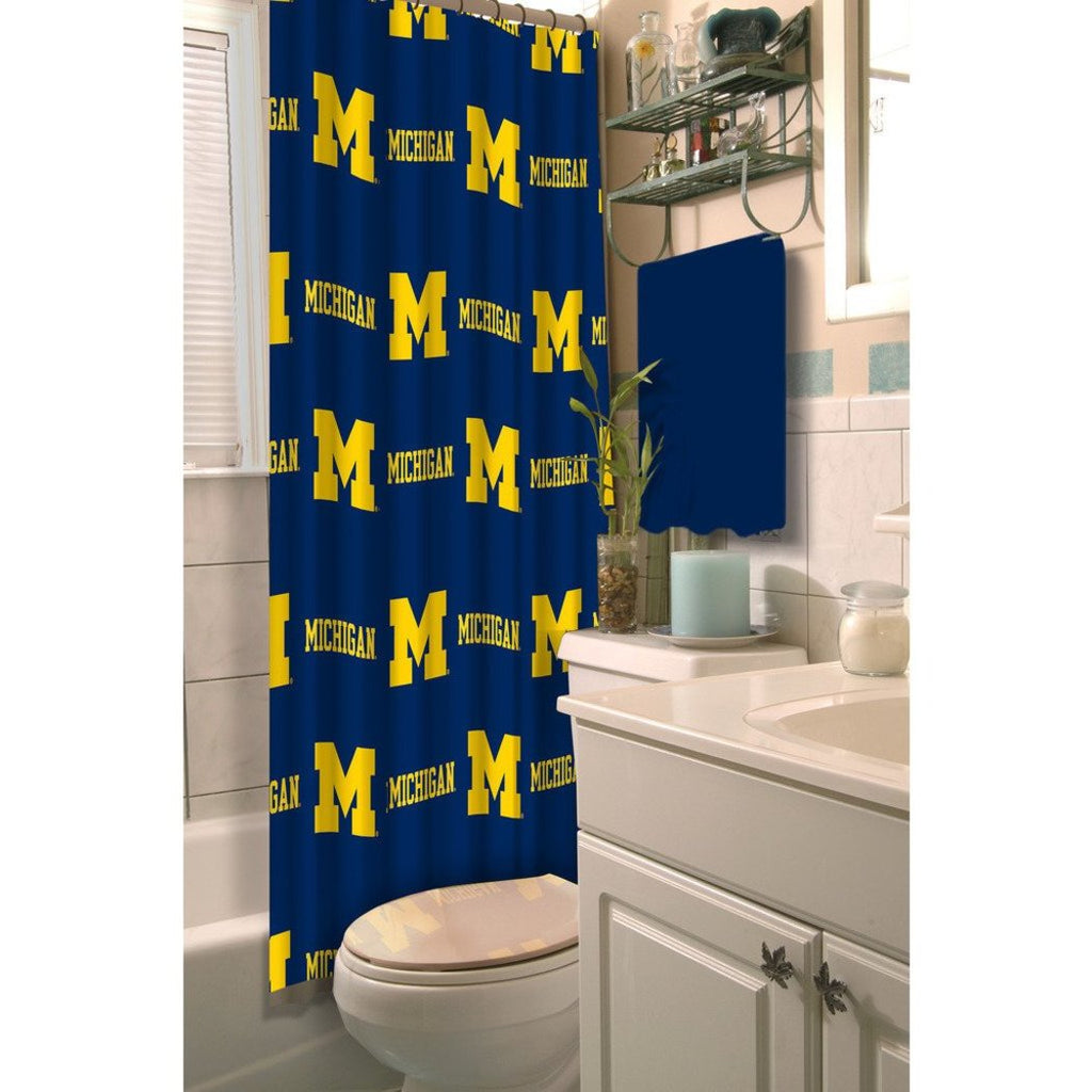 Michigan Wolverines Shower Curtain - Sports Unlimited