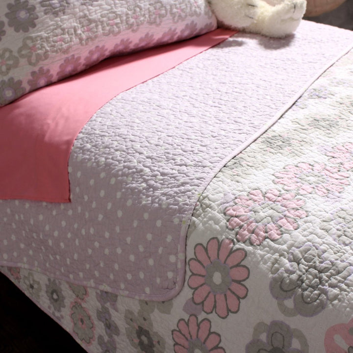 Girls Floral Theme Quilt Pretty Geometric Medallion Daisy Flower Bedding Girly Polka Dot Themed Pattern