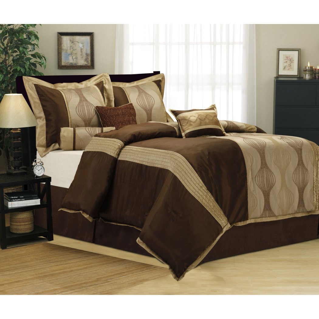 Geometric Comforter Set Crisp Lines Adult Bedding Master Bedroom Stylish Block Pattern