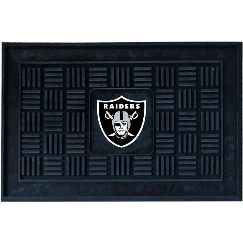 19" X 30" Nfl Raiders Medallion Door Mat Printed Logo Football Themed Living Room Entry Mat 3D Logo Sports Patterned Team Fan Merchandise Athletic - Diamond Home USA